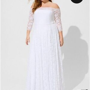 Torrid White Lace Off-Shoulder A-Line Wedding Dress sz 24
